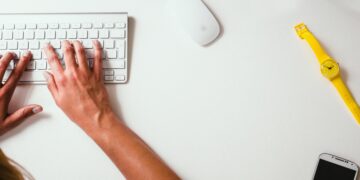 Email Marketing Tactics for Law Firms: Building Lasting Client Relationships