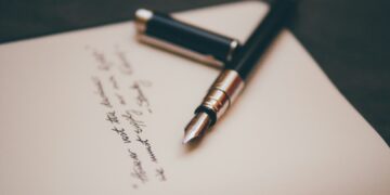 Importance For Entrepreneurs to Comprehend Business Contracts