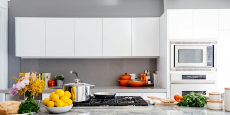 The Connection Between Cleanliness and Employee Productivity