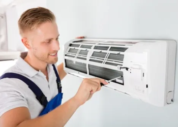 Navigating Air Conditioner Installation and Repair: Professional Expertise vs. DIY Dilemma