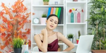 What are the uses of Jpdol 100mg tablets? What are its contradictions?