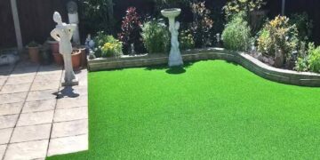 Choosing The Best Turf Supplier For Hotel Landscaping