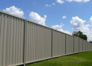 Creative Hoarding Fence Designs to Improve the Visual Appeal of Your Construction Site