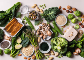 Boost Your Well-being: Insider Tips for Healthy Dining Out with a Spotlight on Vegetarian Options