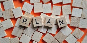 Headline Hacks: Craft Titles That Get Clicks and Boost Your Content Strategy