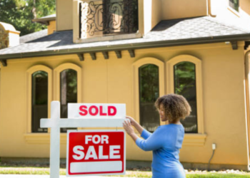 How to Stage a Rental Property for Sale: A Landlord’s Guide