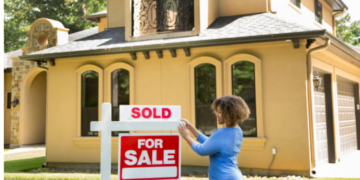 How to Stage a Rental Property for Sale: A Landlord’s Guide