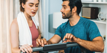 5 Reasons to Train with a Home Personal Trainer This Season