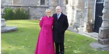 Why women’s preaching robes Differ from Clergy Uniforms?
