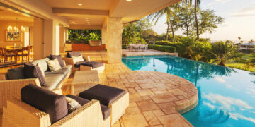 villa pool