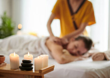 How To Give Her A Sensual Massage