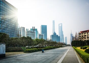 Why Now is the Perfect Time to Buy a Flat in Dubai