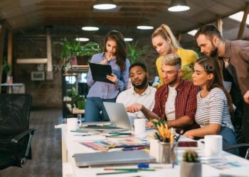 The Art of Sophistication: Tailored Branding by a Luxury Lifestyle Communications AgencyIn