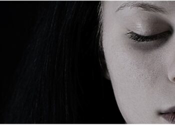 Baobab and Skin Health: Achieve a Natural Glow with this Superfood