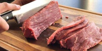 Preparing Game Meat: Trimming, Slicing, and Storage Tip