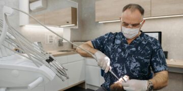 4 Tips to Find the Reputable Dentist for Your Restorative Dental Care