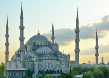 The Top 11 Romantic Destinations in Turkey for Young Couples