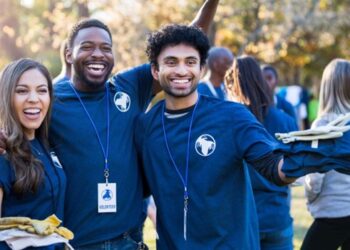 Top 10 Creative Uses for Lanyards You Haven’t Thought Of