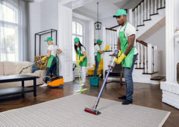 The Ultimate Guide to Hiring Cleaning People: Tips and Tricks