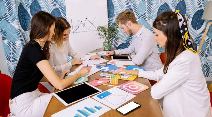 Strategic IT Solutions: How Tailored Services Boost Business Performance