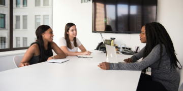 How HR Compliance Courses Can Protect Your Business from Legal Issues