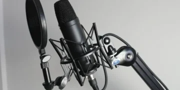 Microphone