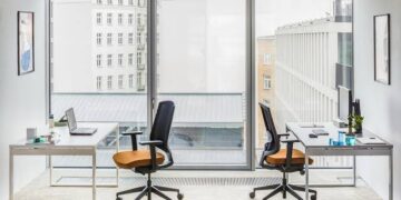 Why Your Choice of Desk Colour Can Impact the Whole Office Design