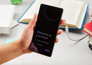 What Are the Pros and Cons of Pinwheel and Gabb Phones?