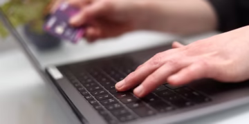 How Scammers Trick You with High Cashing Rates and Upfront Fees