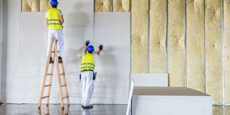 How Do Fire Retardants Work on Damaged Walls? The Role of Fire-Retardant Treatment in Restoration