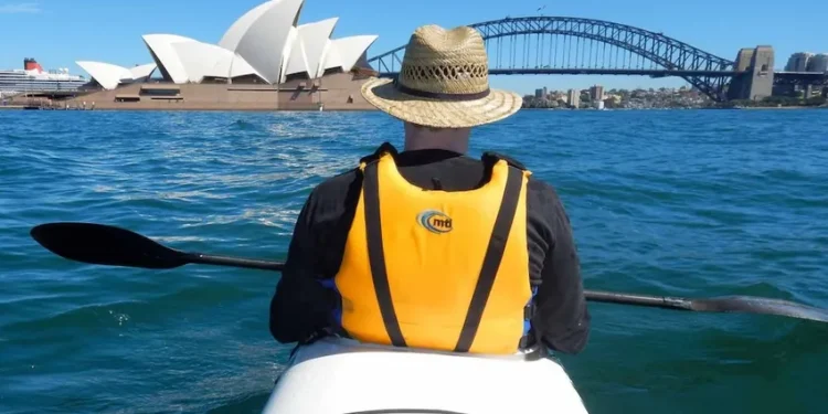 Exploring the Best Kayak Tours in Sydney This Season