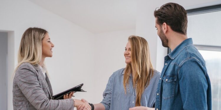 How a Mortgage Broker in Sydney Can Simplify Your Home Loan Journey