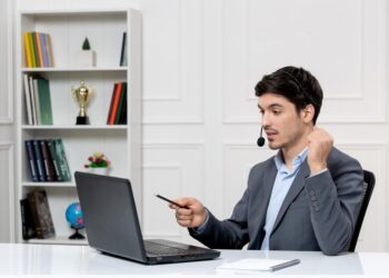 What Is A VoIP Phone Service And How Does It Improve Everyday Communication?