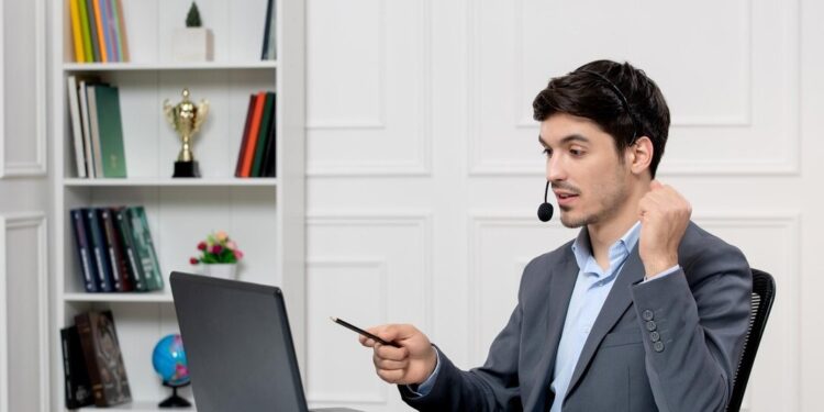 What Is A VoIP Phone Service And How Does It Improve Everyday Communication?