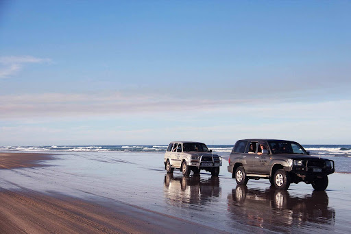 Exploring Fraser Island: A Guide to the Best 4WD Tours